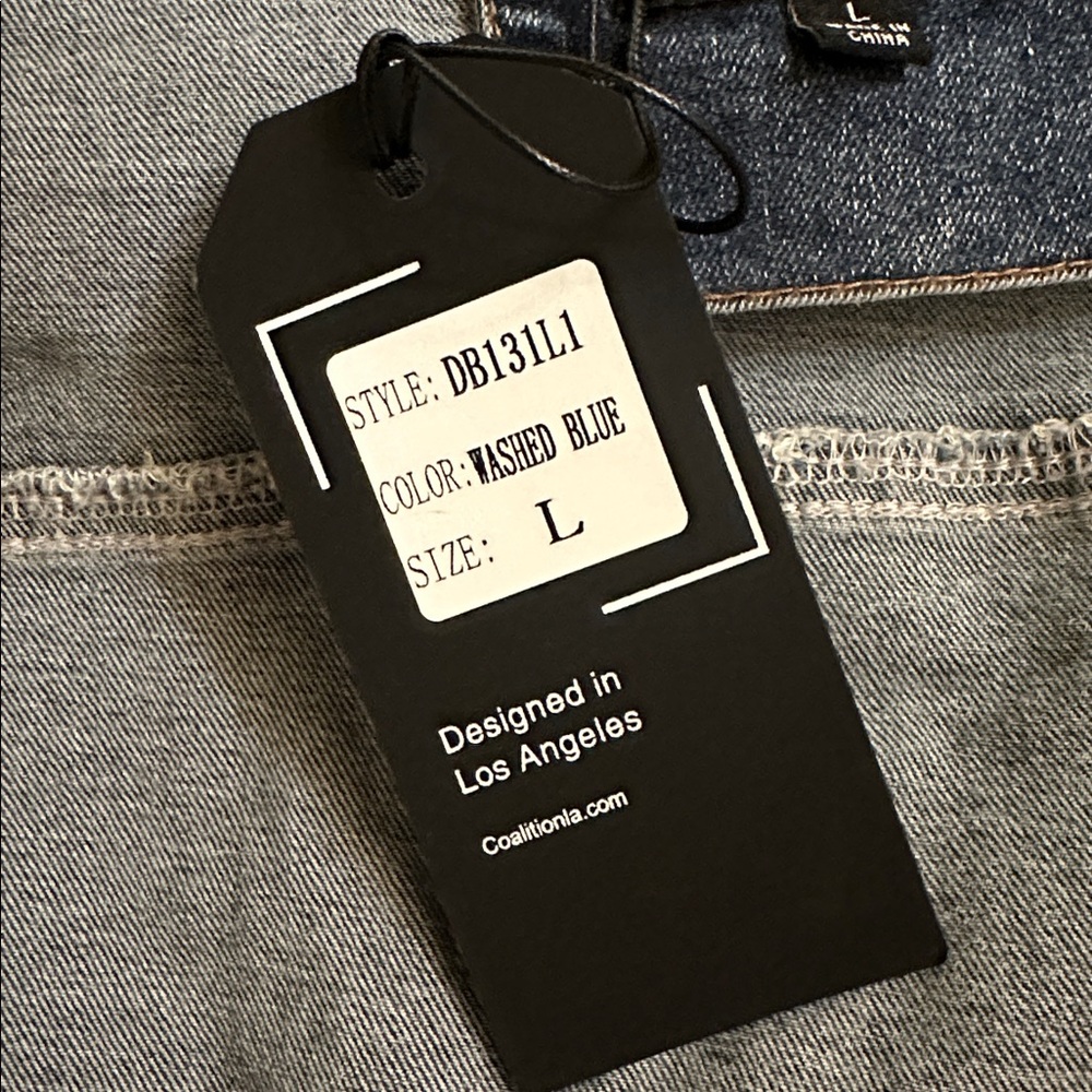 Women's Blue Sherpa-Lined Jean Jacket - Picture 6 of 6